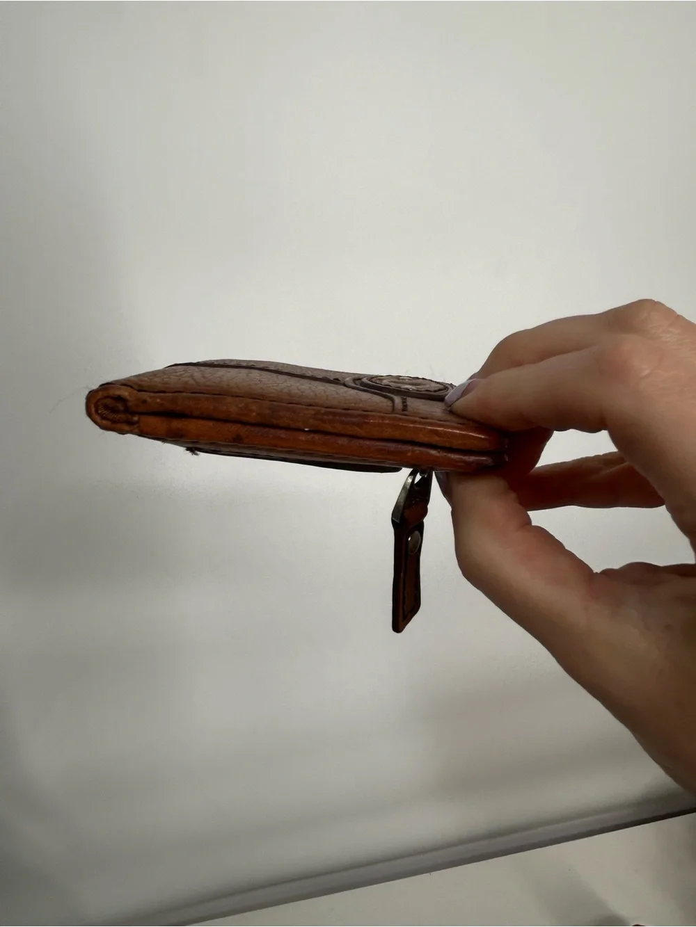 Fossil Mini Light Brown Leather Wallets Keyhole Bi-Fold Cards Cash holder case